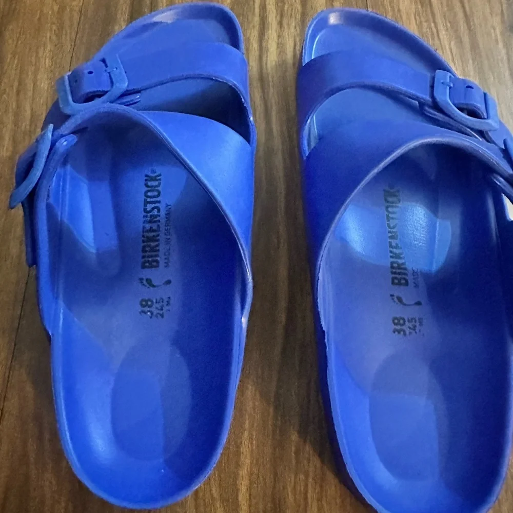 Birkenstock women’s Bright Blue Sandals - Picture 3 of 4